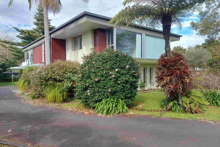 Photo of property in 2 Kereru Street, Maunu, Whangarei, 0110