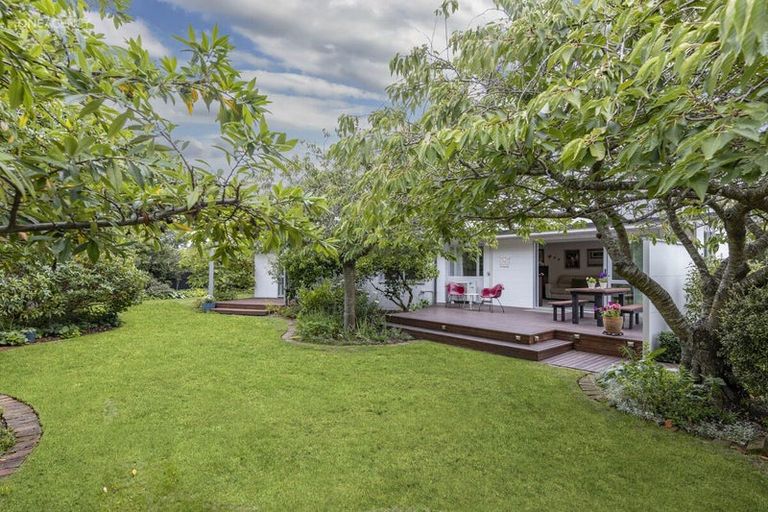 Photo of property in 276 Mairehau Road, Burwood, Christchurch, 8083