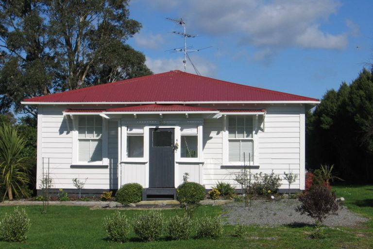 Photo of property in 30a Harrison Street West, Featherston, 5710