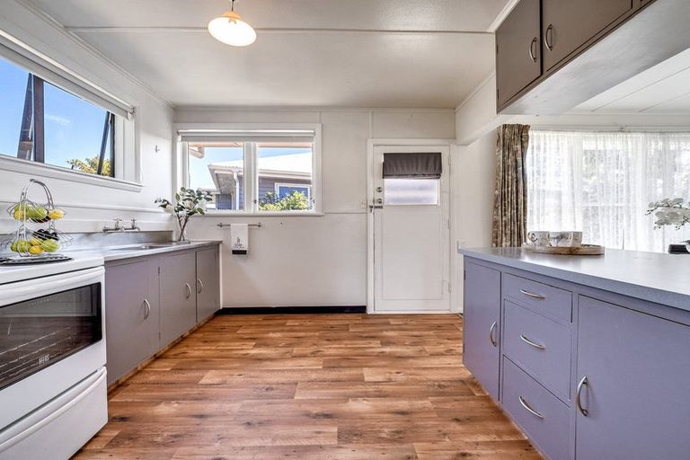 Photo of property in 10/72 Barton Street, Woolston, Christchurch, 8023