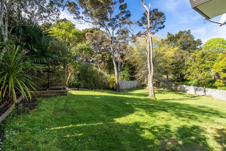 Photo of property in 27 Shadon Place, Stanmore Bay, Whangaparaoa, 0932