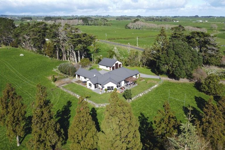 Photo of property in 177 Puniho Road, Warea, New Plymouth, 4381