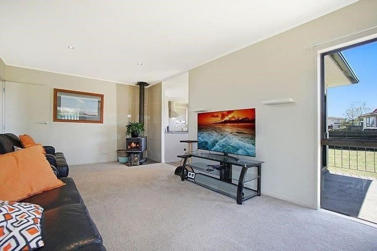 Photo of property in 23 Sidey Avenue, Clover Park, Auckland, 2019