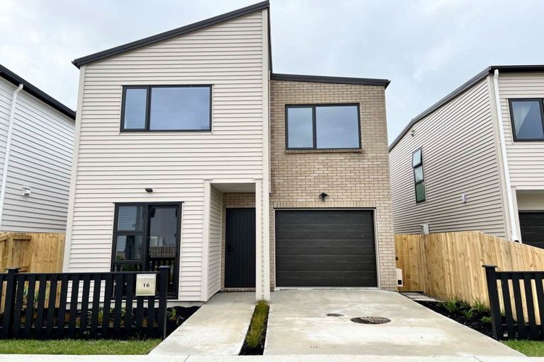 Photo of property in 16 Coast Garden Drive, Hobsonville, Auckland, 0616