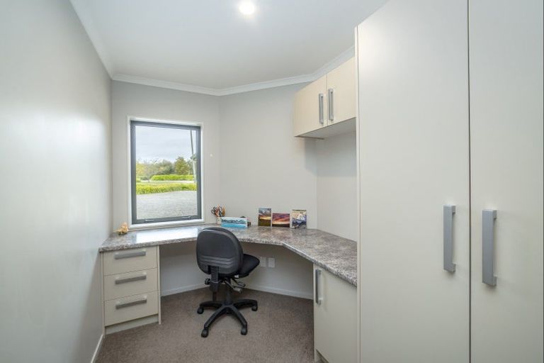 Photo of property in 184 Glenmorven Road, Morison Bush, Greytown, 5794