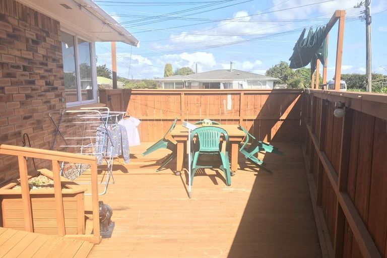 Photo of property in 1/6 Snell Avenue, Papakura, 2110