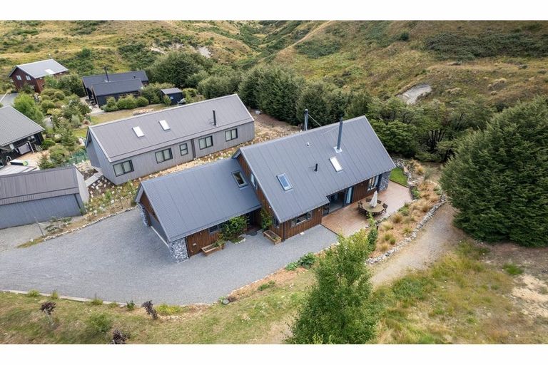 Photo of property in 12c Cheeseman Terrace, Castle Hill, Springfield, 7580