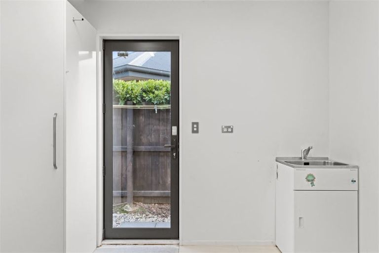 Photo of property in 2 Meyer Crescent, Halswell, Christchurch, 8025