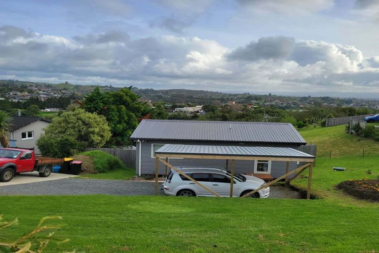 Photo of property in 28 Eagleview Rise, Welcome Bay, Tauranga, 3175