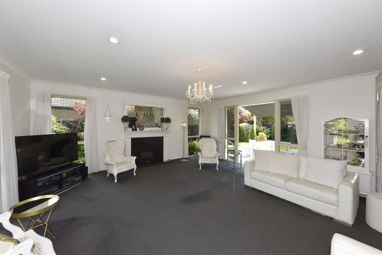 Photo of property in 96a Milns Road, Halswell, Christchurch, 8025