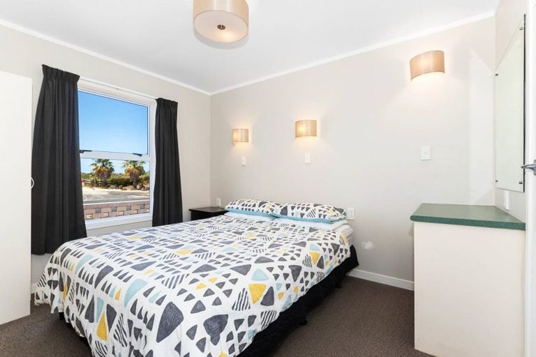 Photo of property in 82 Bream Bay Drive, Ruakaka, 0116