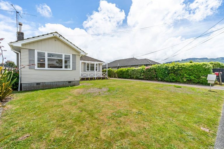 Photo of property in 13 Hildreth Street, Trentham, Upper Hutt, 5018