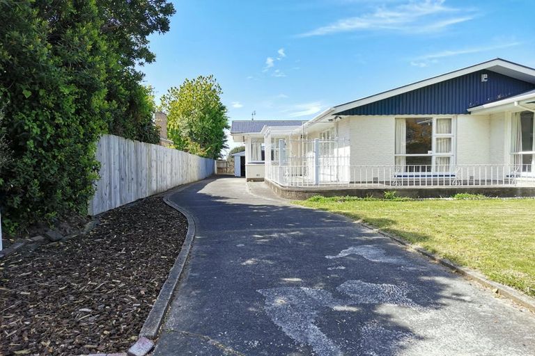 Photo of property in 30 Longmuir Street, Ilam, Christchurch, 8041