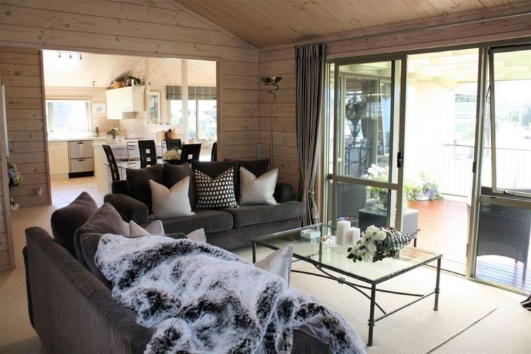 Photo of property in 336 Waterways Parade, Pauanui, Hikuai, 3579