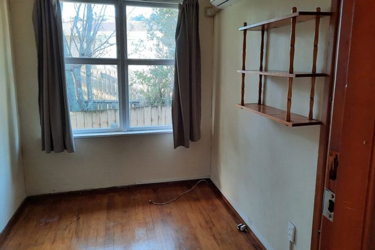 Photo of property in 142 Edgewater Drive, Pakuranga, Auckland, 2010