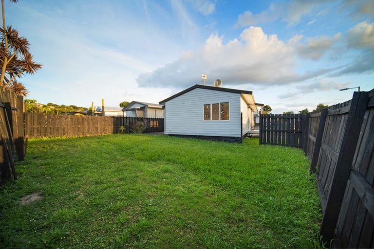Photo of property in 38a Heathdale Crescent, Papakura, 2110