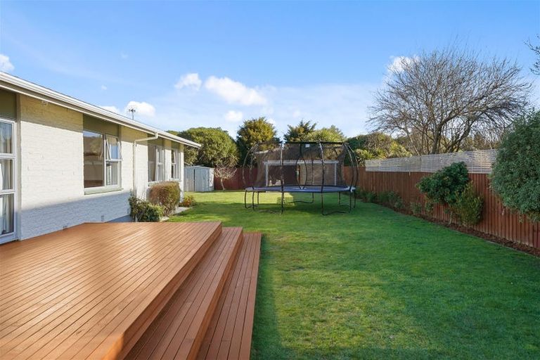 Photo of property in 10b Karlaw Place, Parklands, Christchurch, 8083