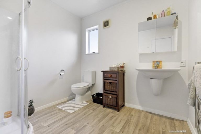 Photo of property in 13a Bristol Street, Island Bay, Wellington, 6023