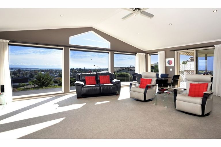 Photo of property in 6 Berkshire Place, Stoke, Nelson, 7011