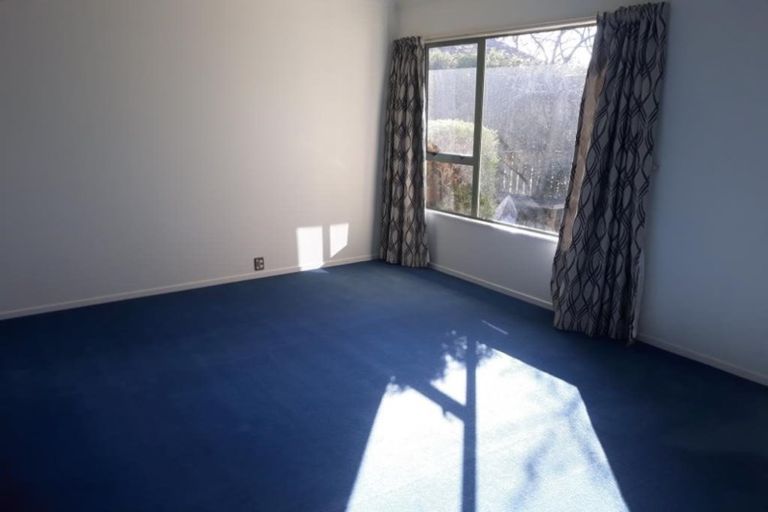 Photo of property in 59 Laing Crescent, Heathcote Valley, Christchurch, 8022