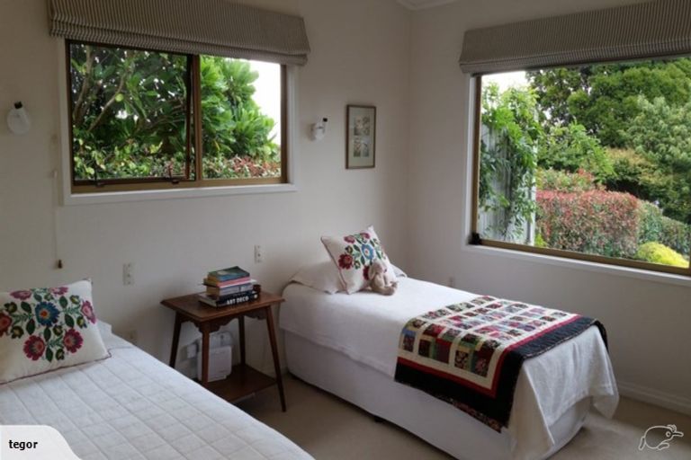 Photo of property in 47 Seddon Street, Waikanae, 5036