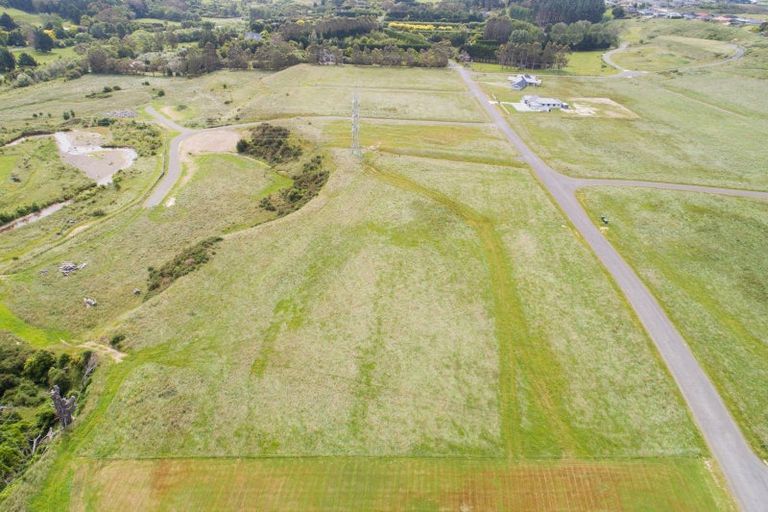 Photo of property in 270 Valley Views, Fitzherbert, Palmerston North, 4472