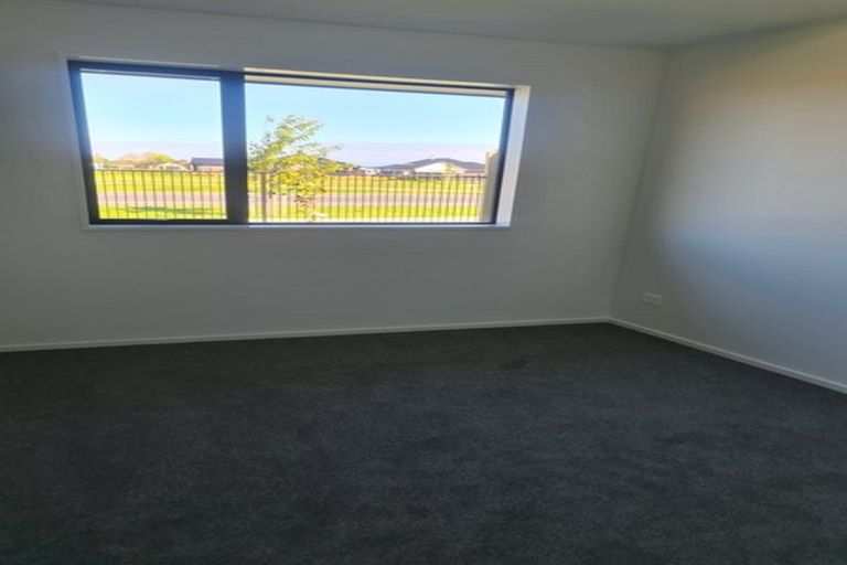 Photo of property in 27 Quinn Crescent, Woodend, 7610