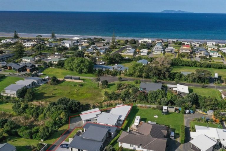 Photo of property in 10b Longboard Drive, Waihi Beach, 3611
