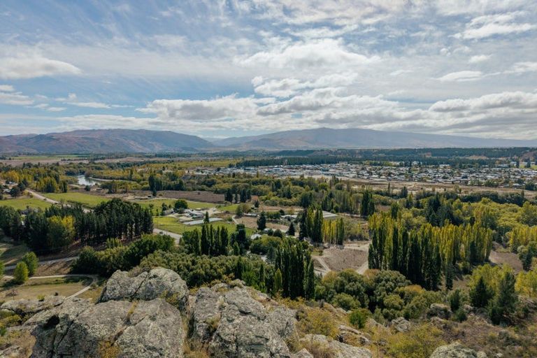 Photo of property in 28 Lanes Road, Bridge Hill, Alexandra, 9320