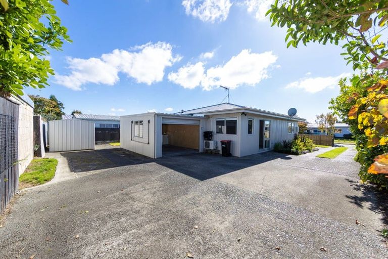 Photo of property in 1/35 Robinson Crescent, Tamatea, Napier, 4112