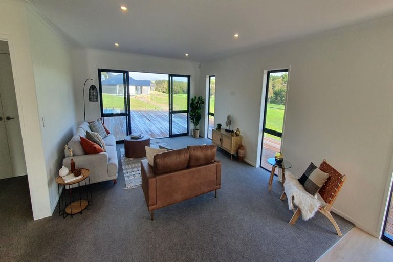 Photo of property in 3 Bosuns Way, Haruru, 0204