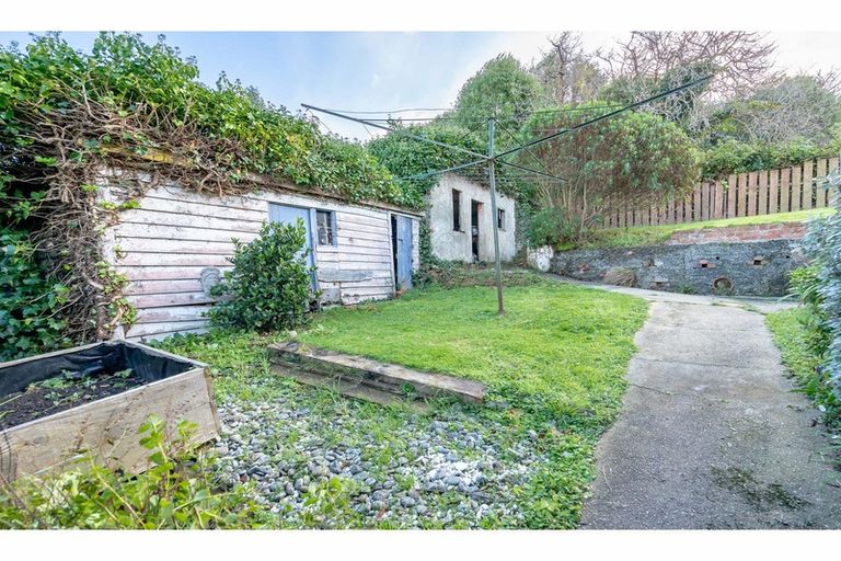 Photo of property in 51 Manapouri Street, Ravensbourne, Dunedin, 9022
