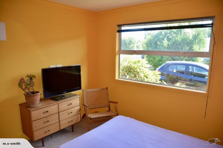 Photo of property in 19 Cumming Street, Okato, 4335