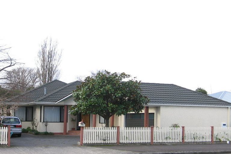 Photo of property in 259 Victoria Avenue, Hokowhitu, Palmerston North, 4410