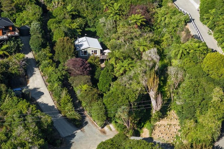 Photo of property in 786 Queen Charlotte Drive, Havelock, Picton, 7281