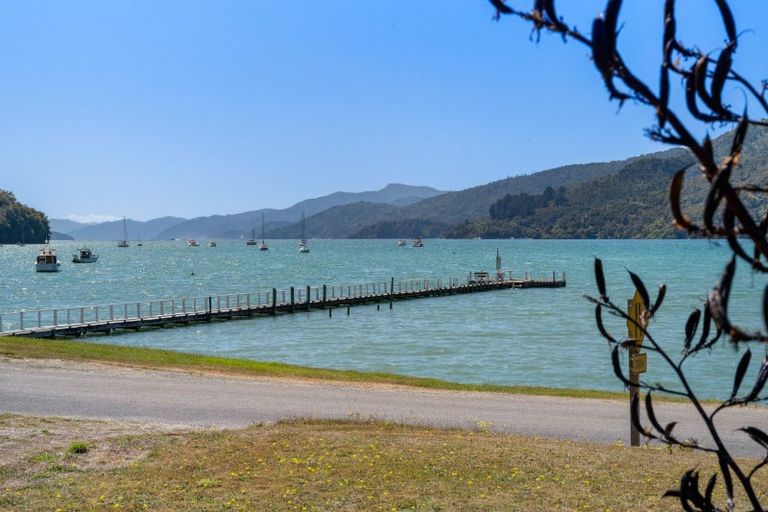 Photo of property in 5 Okiwa Place, Anakiwa, Picton, 7281