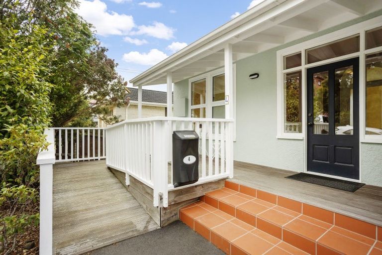 Photo of property in 4 Granville Terrace, Belleknowes, Dunedin, 9011