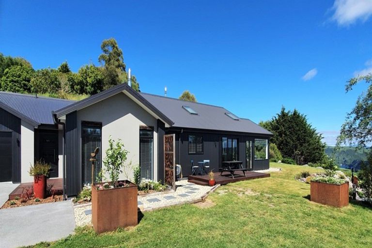 Photo of property in 130 Highland Drive, Acacia Bay, Taupo, 3385