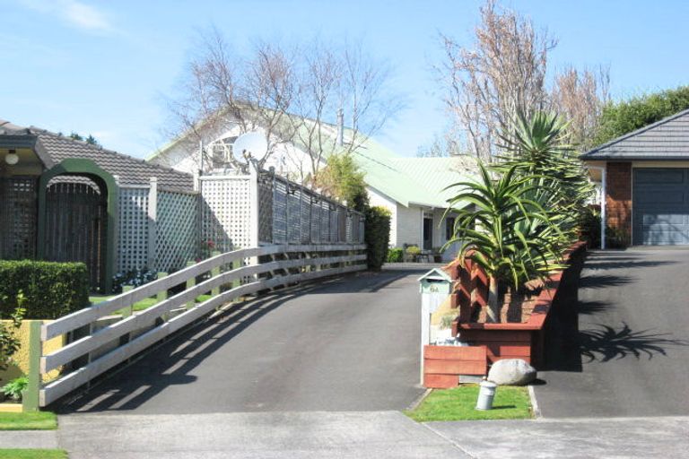Photo of property in 6a Frank Frethey Place, Highlands Park, New Plymouth, 4312
