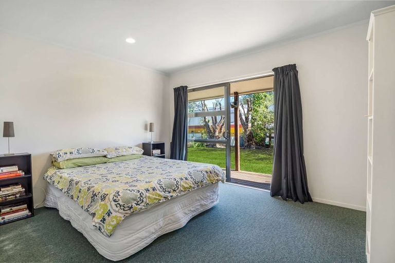 Photo of property in 106 Kowhai Avenue, Matarangi, Whitianga, 3592