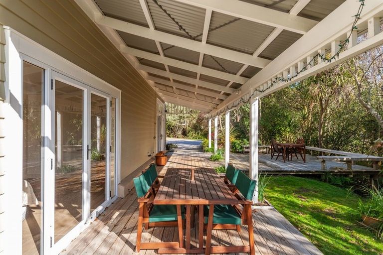 Photo of property in 8 Ramsay Drive, Acacia Bay, Taupo, 3385