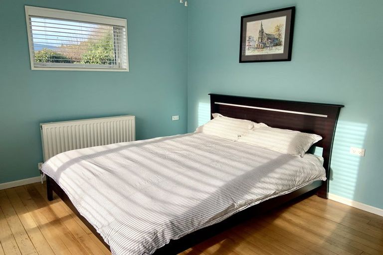 Photo of property in 15 Centaurus Road, Cashmere, Christchurch, 8022