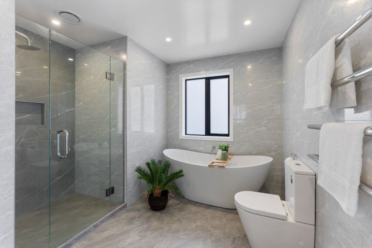 Photo of property in 1 Stetson Rise, Waikanae, 5391