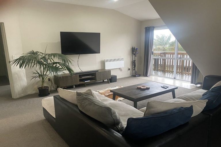 Photo of property in 30 Rahui Road, Greenhithe, Auckland, 0632