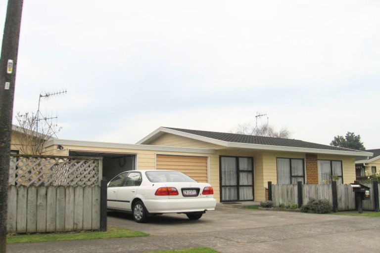 Photo of property in 1/1 Frickleton Street, Taradale, Napier, 4112