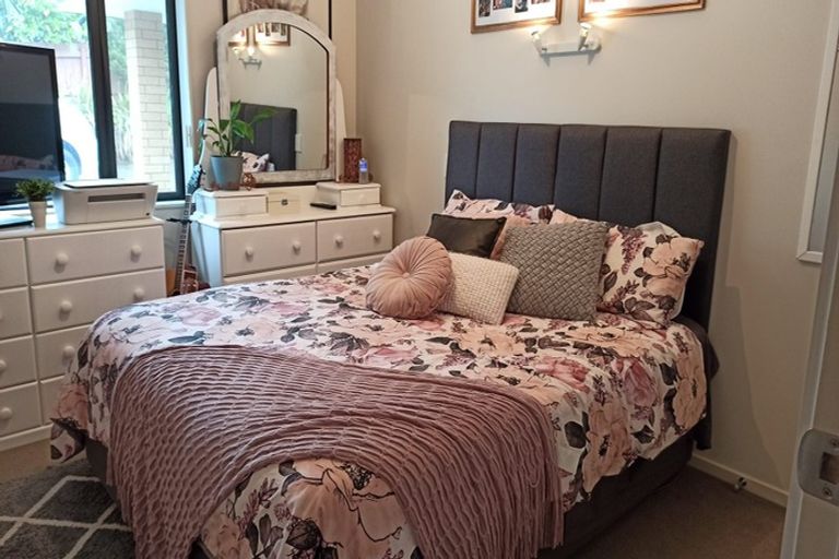 Photo of property in 146d Glengarry Road, Glen Eden, Auckland, 0602