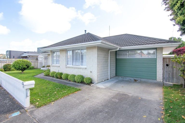 Photo of property in 177 Cook Street, West End, Palmerston North, 4410