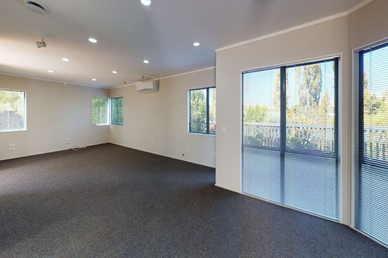 Photo of property in 5 Moray Place, Durie Hill, Whanganui, 4500