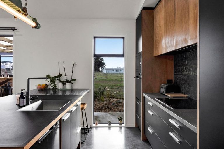 Photo of property in 58 Monmouth Road, Pembroke, Stratford, 4394