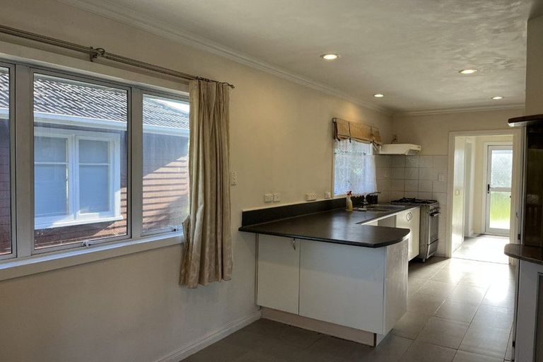 Photo of property in 641 Te Atatu Road, Te Atatu Peninsula, Auckland, 0610